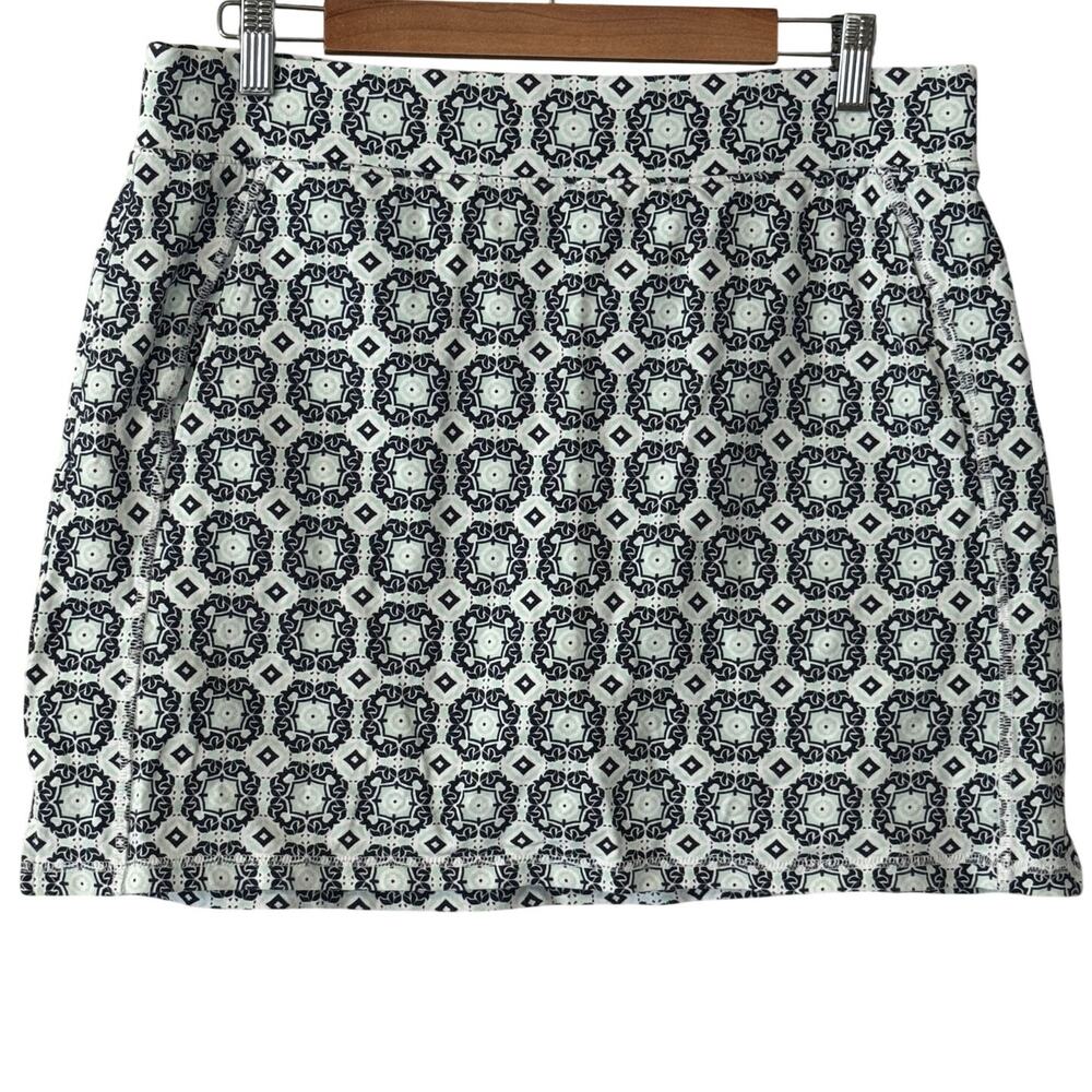 T by Talbots Geometric Black White Golf Skort Womens size Large Petite